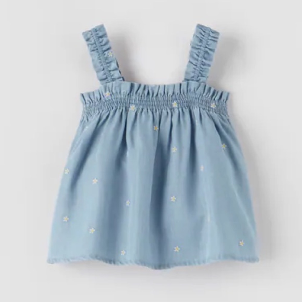 NWT Zara light blue flowy daisy top Size 18-24m